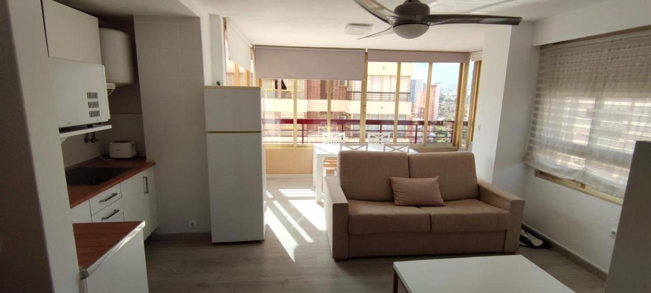 Precioso Apartamento Con Piscina Y Vistas Al Mar Mediterraneo. Бенидорм Экстерьер фото