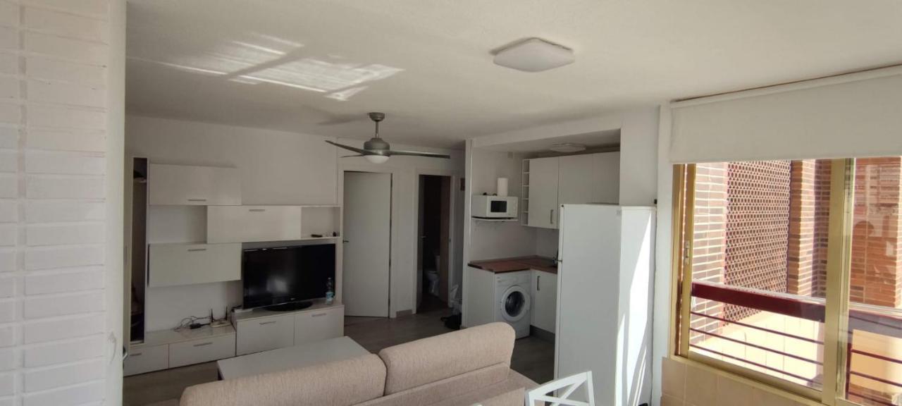 Precioso Apartamento Con Piscina Y Vistas Al Mar Mediterraneo. Бенидорм Экстерьер фото